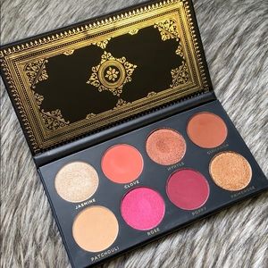 ⚜️Ace Beauté Grandiose Palette
